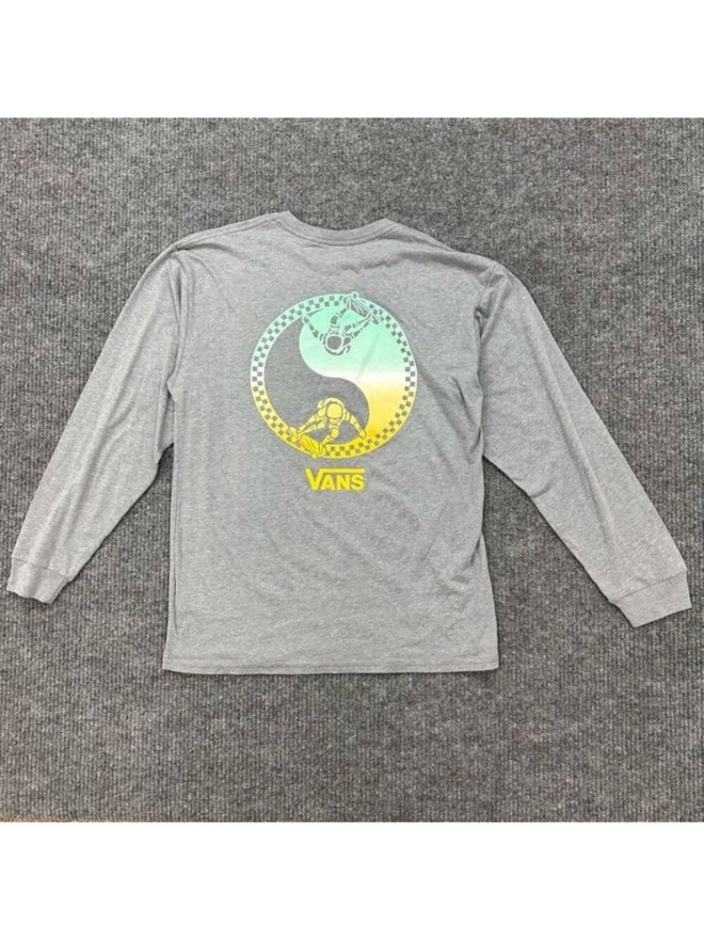 Vans Grey Long Sleeve Graphic Tee Shirt Yin Yang Checkered Skater Mens Large NEW